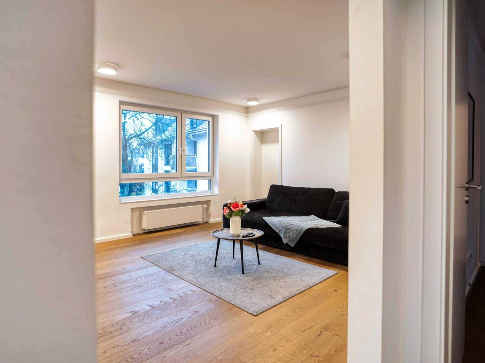 Whirlpool - Zentral - Designloft Mit Xxl Terrasse Apartment Wiesbaden Luaran gambar